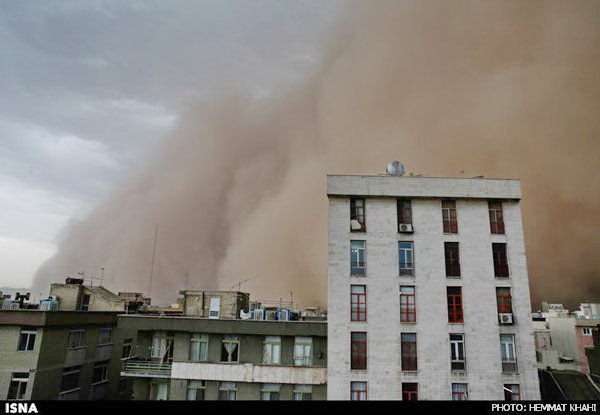 عكس هاي طوفان و وزش شديد باد در تهران - خرداد 93